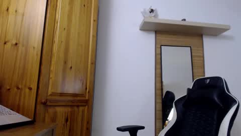 blondyelena online show from 15, 1, 2025