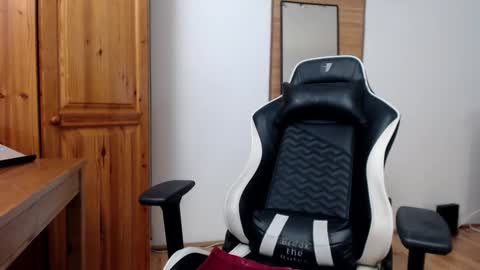 blondyelena online show from 20, 1, 2025