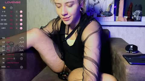 Snapshot of blooming_soul chatting on 8, 2, 2025 blooming_soul online show from 8, 2, 2025