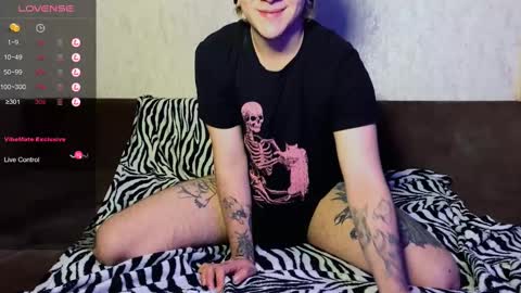 Snapshot of blooming_soul chatting on 19, 2, 2025 blooming_soul online show from 19, 2, 2025