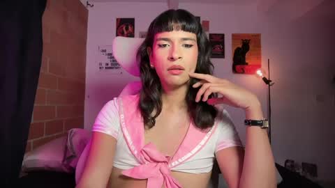 Snapshot of bloomingbella chatting on 21, 5, 2026 Bella Bloom ts online show from 21, 5, 2026