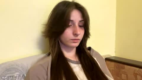 bloomsakuraa online show from 2, 4, 2026