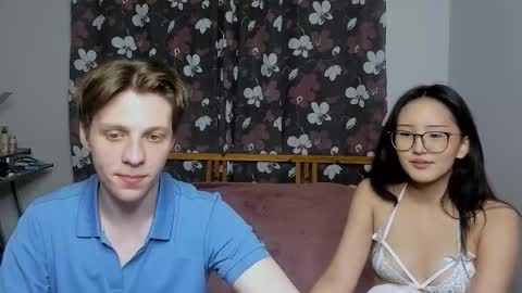 Sasha and Maria online show from 16, 10, 2025