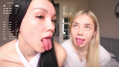 Adeline online show from 18, 4, 2026