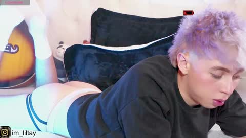 TAY   online show from 8, 1, 2025