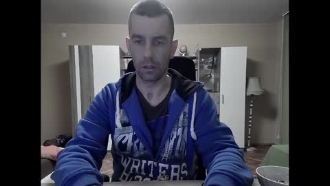 Snapshot of blue_eyed_wolf chatting on 15, 2, 2025 Runaway online show from 15, 2, 2025