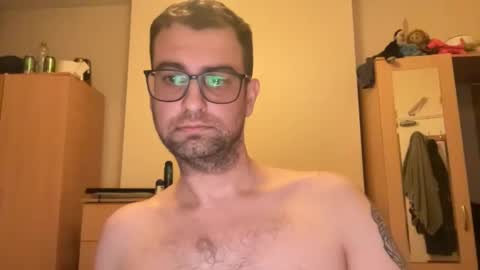 Snapshot of blue_eyes_85 chatting on 28, 12, 2024 blue_eyes_85 online show from 28, 12, 2024