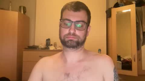 Snapshot of blue_eyes_85 chatting on 17, 1, 2025 blue_eyes_85 online show from 17, 1, 2025