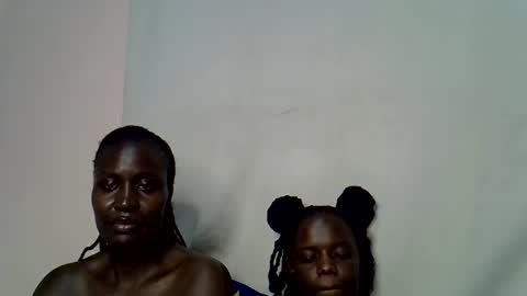 blue_savagee online show from 17, 10, 2025