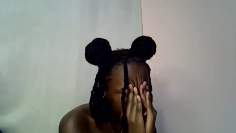 blue_savagee online show from 27, 10, 2025