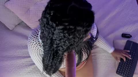 Snapshot of blue_stylee chatting on 7, 5, 2026 Eli online show from 7, 5, 2026