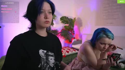 Snapshot of bluebeell chatting on 19, 4, 2026 bluebeell online show from 19, 4, 2026