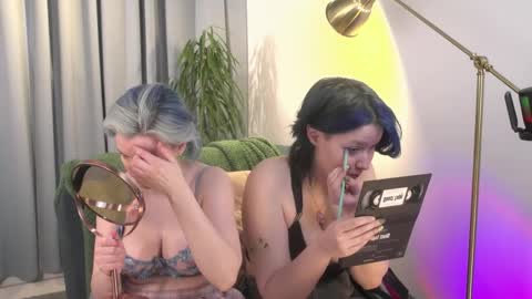 Snapshot of bluebeell chatting on 2, 5, 2026 bluebeell online show from 2, 5, 2026