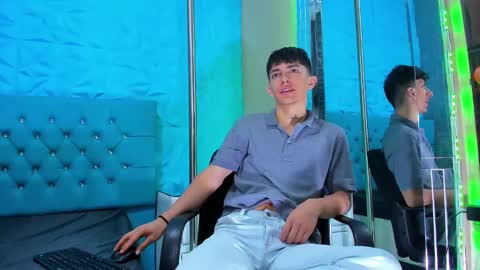 blueestar03 online show from 28, 12, 2024