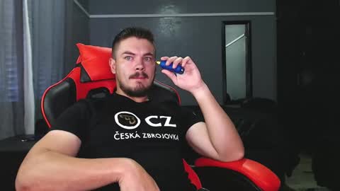 blueeyeboy0 online show from 4, 12, 2024