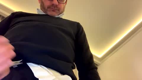 Snapshot of blueeyedboy021170 chatting on 2, 12, 2025 blueeyedboy021170 online show from 2, 12, 2025