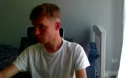 bluegaze6227724 online show from 18, 12, 2025