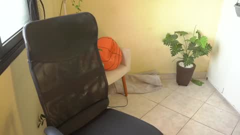 FLORAA online show from 22, 1, 2025