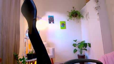 FLORAA online show from 16, 2, 2026