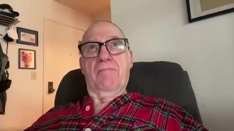 Blueyedudeseattle online show from 19, 4, 2026