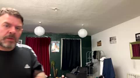 Blueyloey online show from 15, 12, 2024