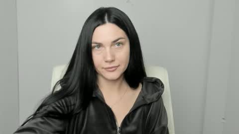 Kelly online show from 7, 10, 2025