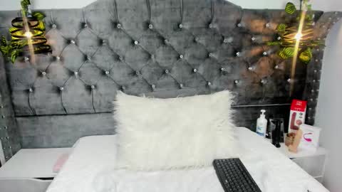 Snapshot of blushhabex2 chatting on 24, 3, 2026 blushhabex2 online show from 24, 3, 2026