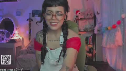   Im Nym  Justa nymph on twitter and IG online show from 26, 9, 2025