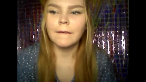 blushing_star online show from 17, 2, 2025