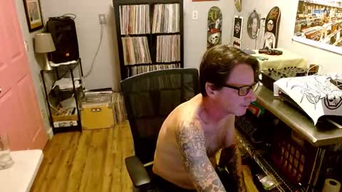 Snapshot of bnczuperzexy chatting on 14, 10, 2025 ZuperZexyZounds online show from 14, 10, 2025