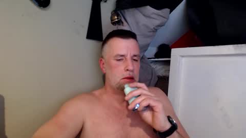 Snapshot of bobberman78 chatting on 12, 4, 2026 Dan online show from 12, 4, 2026