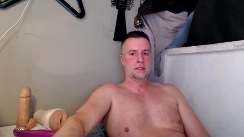 Snapshot of bobberman78 chatting on 14, 4, 2026 Dan online show from 14, 4, 2026