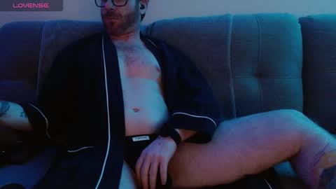 Bobby English online show from 1, 2, 2026