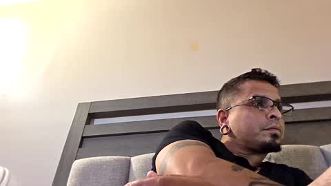 bobbyhill0798 online show from 8, 10, 2025