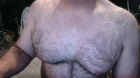 Snapshot of bobbyhill27b chatting on 19, 10, 2025 BobbyHill27b online show from 19, 10, 2025