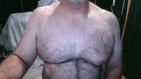 Snapshot of bobbyhill27b chatting on 5, 11, 2025 BobbyHill27b online show from 5, 11, 2025