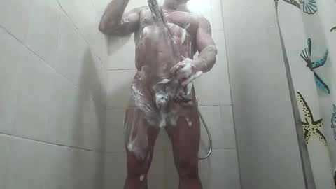 Snapshot of bodi5 chatting on 1, 12, 2025 BODI online show from 1, 12, 2025