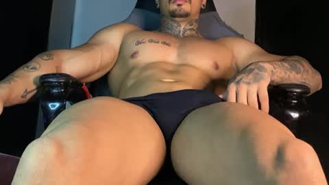 Snapshot of bodymenbr chatting on 15, 12, 2025 bodymenbr online show from 15, 12, 2025