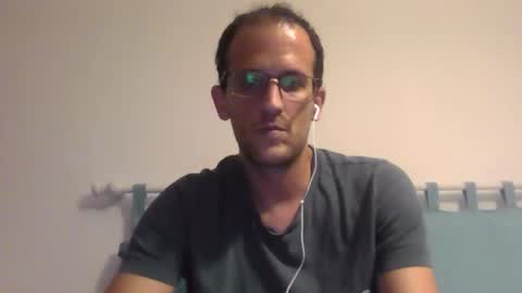 Snapshot of bofber chatting on 15, 11, 2025 bofber online show from 15, 11, 2025