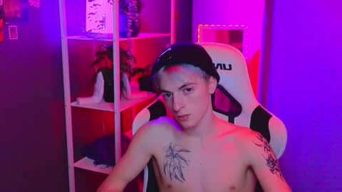 Snapshot of boicute chatting on 16, 2, 2025 ALEXPVT IS OPEN online show from 16, 2, 2025