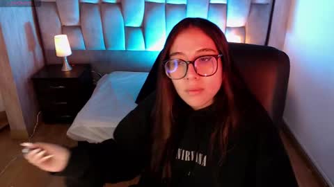 bonnali_lune online show from 15, 2, 2026