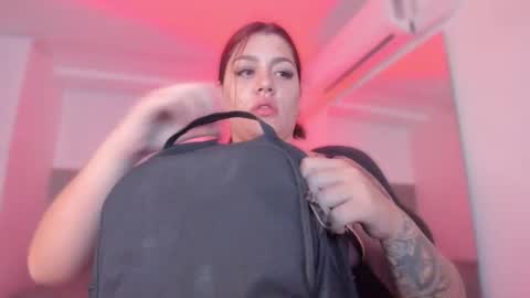 Bonnie  online show from 18, 11, 2025