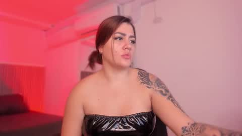 Bonnie  online show from 22, 12, 2025