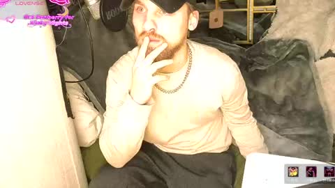 Snapshot of bonnie_and_clyde_11 chatting on 15, 3, 2026 Bonnie and Clyde online show from 15, 3, 2026