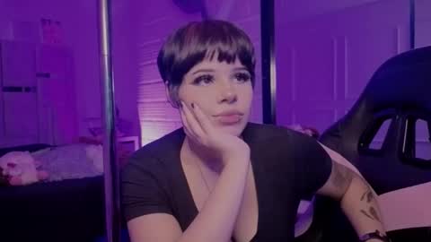 Bonnie Anderson  online show from 19, 4, 2026