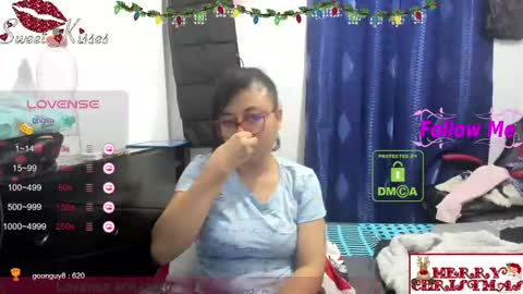 Snapshot of bonnie_lam_ chatting on 11, 12, 2024 bonnie lam hello welcome to my room I hope you have fun and you can reach your maximum pleasure here with me online show from 11, 12, 2024