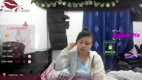 Snapshot of bonnie_lam_ chatting on 6, 1, 2025 bonnie lam hello welcome to my room I hope you have fun and you can reach your maximum pleasure here with me online show from 6, 1, 2025