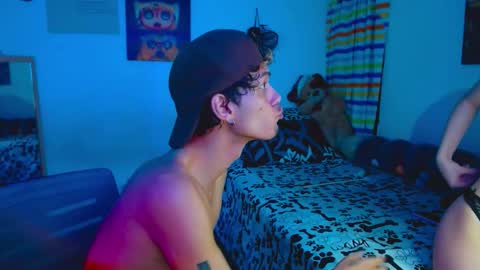 Bonnie Y Ash online show from 30, 9, 2025