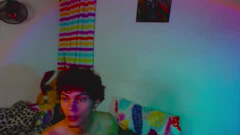 Bonnie Y Ash online show from 2, 11, 2025