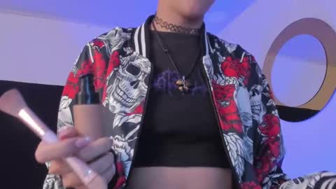 Snapshot of bonniecute_ chatting on 1, 3, 2025 online show from 1, 3, 2025